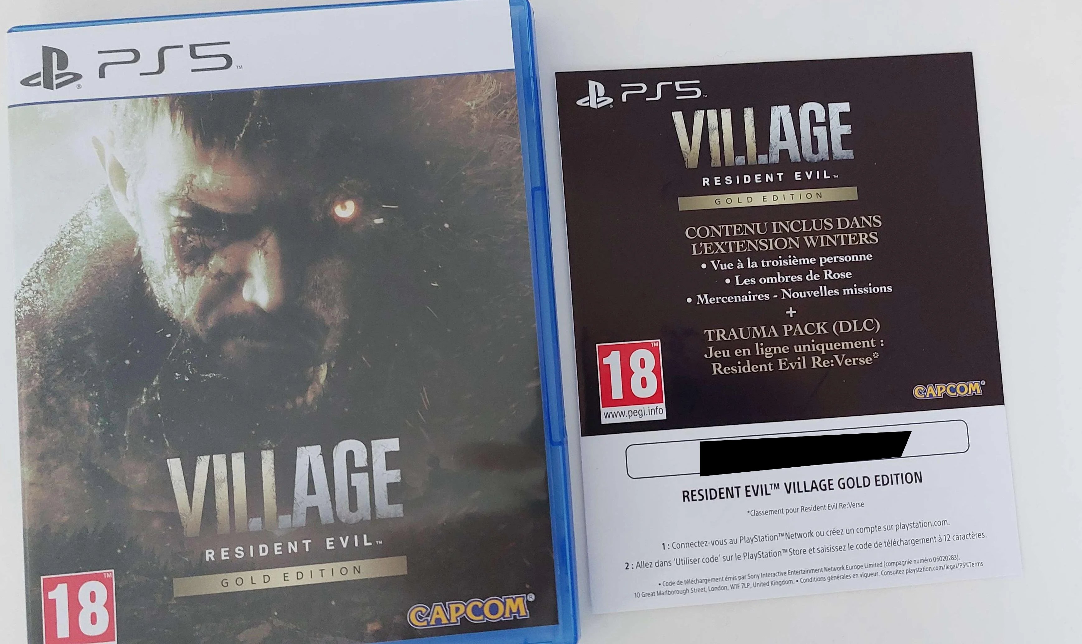《生化危机8 村庄 黄金版》实体光盘只包含普通版游戏，DLC是一次性兑换代码