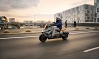宝马将推出CE 04电动摩托车 充满科幻感的设计