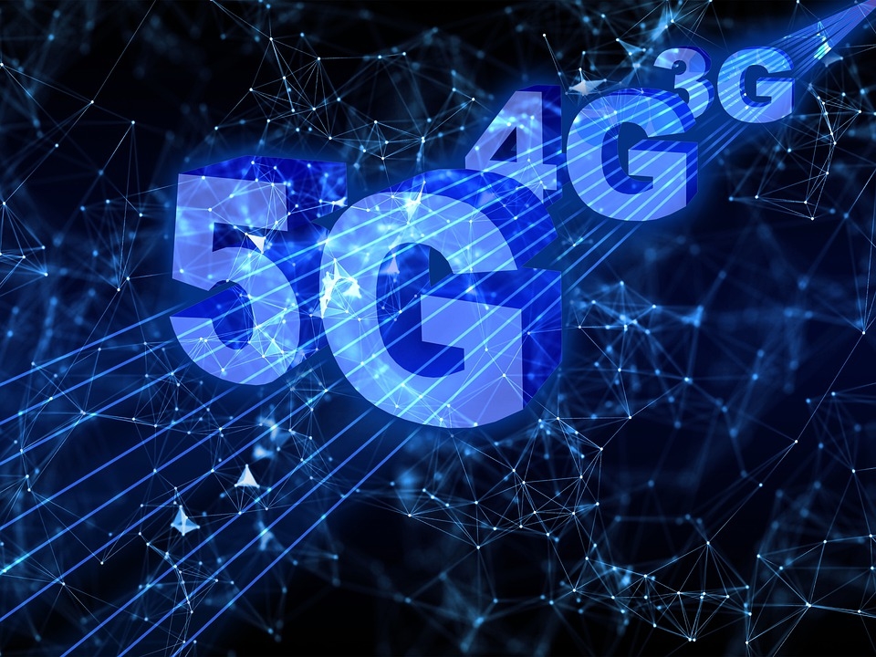 华为宣布明年收5G专利费 任正非曾表示早该收费了