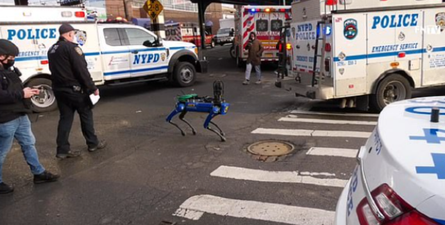 波士顿动力机器狗将加入纽约消防部门 刚被警察局解聘1年
